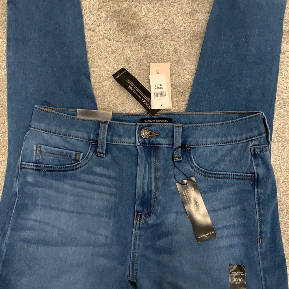 Banana Republic NWT Super Stretch Legging Fit Jean